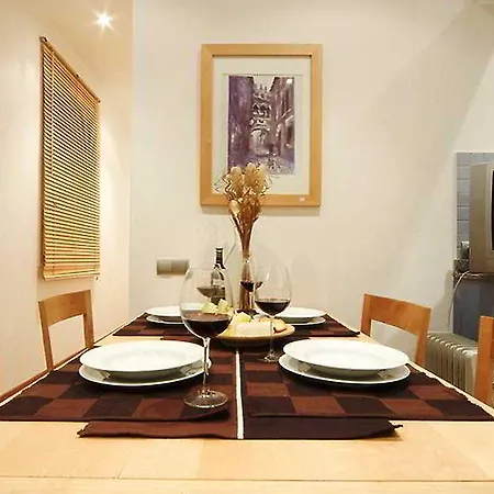 Sagrada266 By Chicstays Apartment *